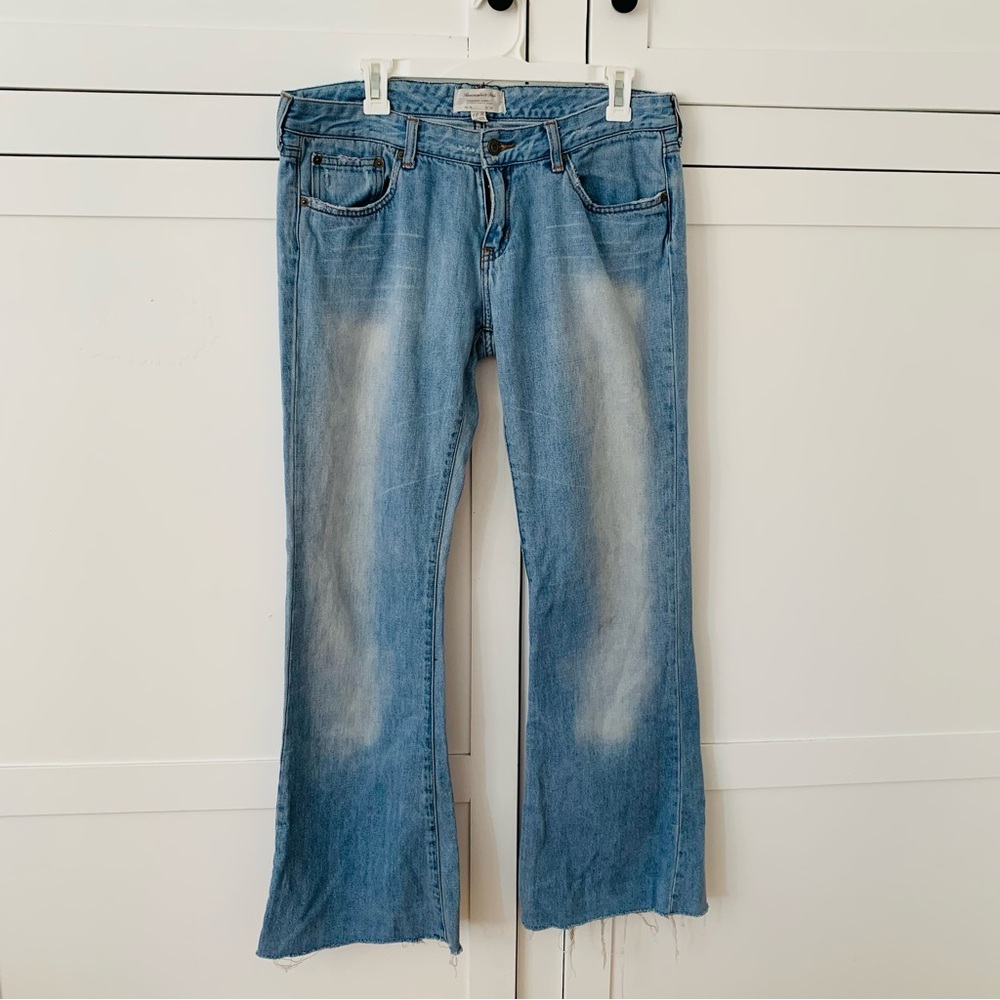 Vintage Abercombie & Fitch Low Rise Light Wash Flare Jeans Size 12